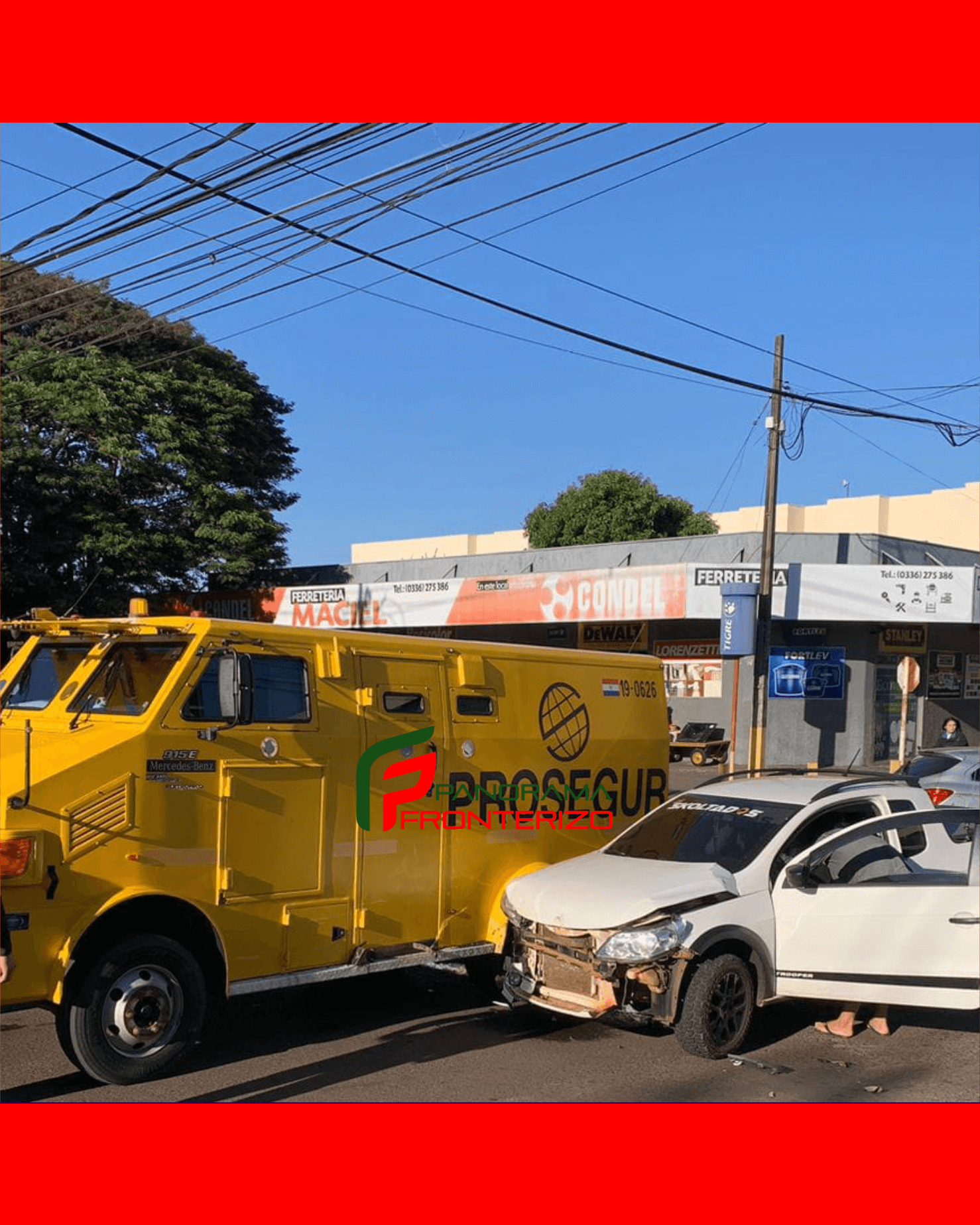 Transportador de caudales y camioneta protagonizan choque en la vía