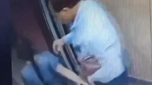 Mujer denuncia supuesta coacción sexual en un ascensor y la Fiscalía pide desestimar la causa