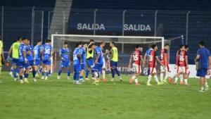 Cerro Porteño no pasa del empate y se va alejando del título
