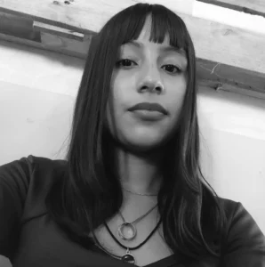 Buscan a una adolescente de 17 años que no regresó a su hogar en Pedro Juan Caballero