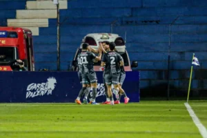 2 de Mayo cierra un pálido Torneo Apertura con una derrota en casa ante San Lorenzo