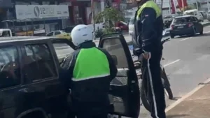Captan supuesta coima de agentes de la PMT en Asunción