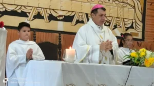 Obispo del Chaco critica la falta de caminos “mientras otros tienen pistas privadas en sus estancias”