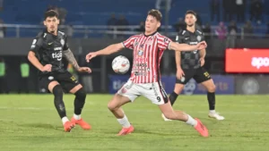 San Lorenzo derrota al campeón Olimpia