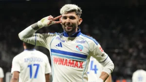 Julio Enciso se reencuentra con el gol