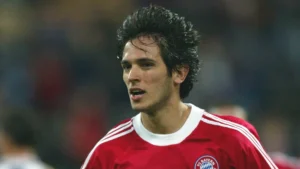 Roque Santa Cruz está para ponerse de nuevo la camiseta del Bayern Múnich