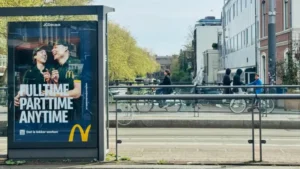 La inusual medida de Ámsterdam de prohibir la publicidad de carne en sus calles