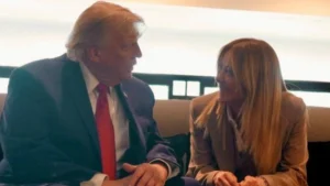 «Ni yo ni Italia suplicamos jamás»: Meloni niega haberle pedido a Trump hacerse una foto juntos como dijo el presidente de EE.UU.
