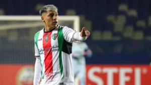 El lateral que aparece en el radar de Olimpia