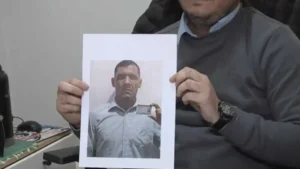 Le clonan su documento y sacan un préstamo