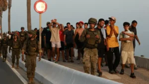 Cómo la crisis migratoria en Ceuta desató una tormenta política avivada por las redes sociales