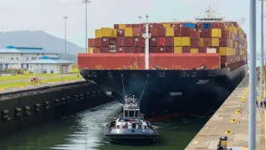 El Canal de Panamá reducirá el tránsito de buques por los efectos de El Niño