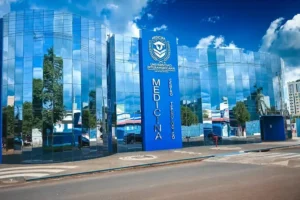 La Universidad Interamericana dará inicio este martes 4 de agosto al segundo semestre académico 2026.2 con la tradicional Ceremonia del Guardapolvo Blanco