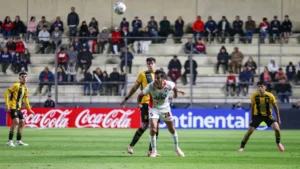 Nacional y Guaraní no pasan del empate