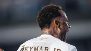 Neymar, con dos asistencias, deja al Santos cerca de cuartos
