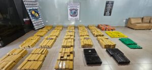 Incautan casi 800 kilos de marihuana tras un allanamiento en Pedro Juan Caballero