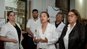 Alerta sanitaria: Más de 600 médicos ya pusieron sus cargos a disposición
