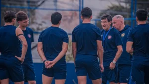 Gustavo Costas recupera más elementos en Cerro Porteño