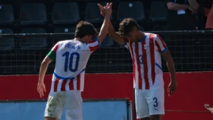 Delmás y Amarilla comandan la victoria de Paraguay