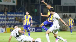Luqueño lo ganó sobre el final y hunde más a Recoleta