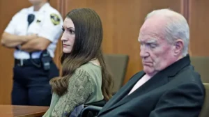 Cómo el juicio por asesinato de Lindsay Clancy ha dividido a EE.UU. sobre si es víctima de psicosis posparto o una criminal que mató a sus 3 hijos