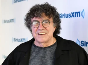 Muere a los 81 años el cantautor argentino Piero, ícono de la canción popular y de protesta en América Latina