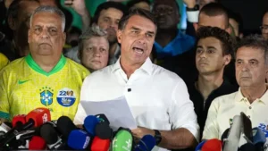 Bolsonaro se presenta como líder de la oposición a Lula sin admitir la derrota pero su partido sí reconoce los resultados