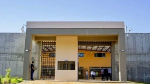 Justicia destituye al director de Establecimientos Penitenciarios, tras liberación de reos